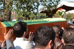 Serkan &ouml;ğretmen son yolculuğuna uğurlandı