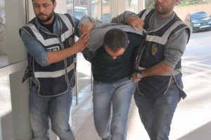 Hırsız zanlısı su&ccedil;&uuml;st&uuml; yakalandı