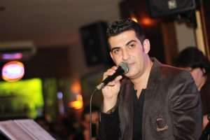 İzmir'de muhteşem şiir dinletisi