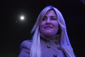 Ay tutulmasını izleyip, dileklerini toprağa g&ouml;md&uuml;ler