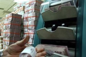 Vatandaş umudunu krediye bağladı