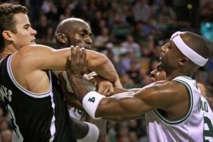 Garnett kavgayı anlattı