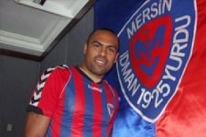 Nobre, 100'ler kul&uuml;b&uuml;ne adım adım ilerliyor