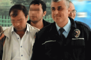 Kızının arkadaşlarını taciz etti