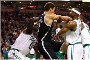 Rajon Rondo'ya kavga cezası geldi!