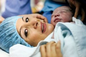 Anne adaylarına sezaryen mecburiyeti!