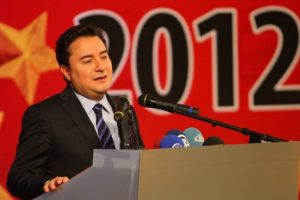 "T&uuml;rkiye'yi &ccedil;ekemiyorlar"