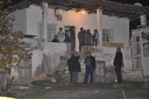 Tartıştığı eşini vermeyen kayınpederini &ouml;ld&uuml;rd&uuml;