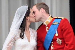 Kate ve William bebek bekliyor