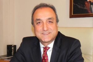 '&Uuml;r&uuml;n geliştirmeyen, patent almayan şirketler yok oluyor'