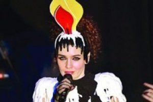 Işığım sarsın her yanı