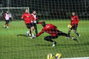 Eskişehirspor, Beşiktaş'a bileniyor