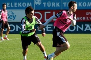 Beşiktaş'ta Es Es mesaisi s&uuml;r&uuml;yor