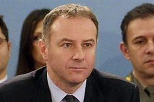 B&uuml;y&uuml;kel&ccedil;i intihar etti