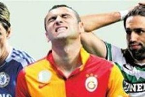 Galatasaray formasından T&uuml;rk bayrağını kaldırdılar