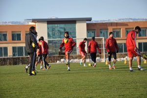 Kayserispor şanssızlığı kırmak istiyor