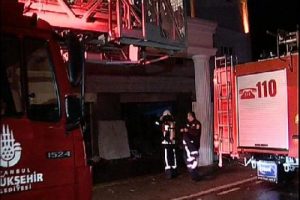 Kadık&ouml;y'de &ouml;zel bir okulda yangın