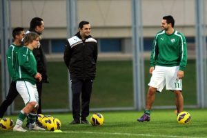Bursaspor'da y&uuml;zler g&uuml;l&uuml;yor