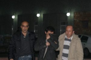 &Ouml;ğretmeni ayrıldığı sevgilisi &ouml;ld&uuml;rd&uuml;