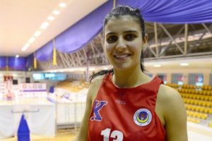 Ablasının tavsiyesiyle T&uuml;rkiye'ye transfer oldu