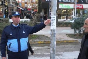 Direklere afiş asanlara 2 bin lira ceza