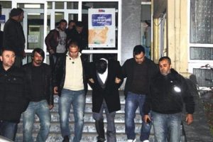 Okudu, yazdı, &ccedil;izdi 30 kilo altın &ccedil;aldı