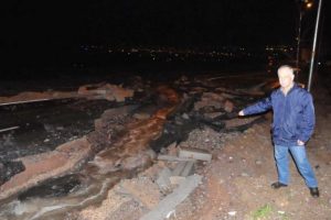 Canları pahasına otomobili tuttular