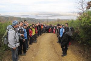 Dağcılar fırtınada fidan dikti