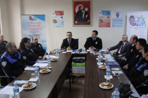 Polisten vatandaşa danışmanlık