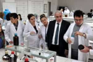 Hava koşullarından etkilenmeyen asfalt