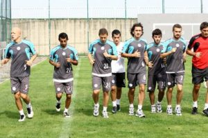 &Ccedil;aykur Rizespor'a teknik direkt&ouml;r dayanmıyor