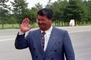 Turgut &Ouml;zal beyaz perdede