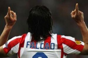 Falcao 5 golden sonra kime teşekk&uuml;r etti?