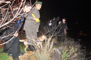 Kayıp  kadını arama &ccedil;alışmaları devam ediyor