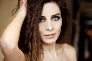 Nur Fettahoğlu aşk dedikoduları i&ccedil;in ne dedi?