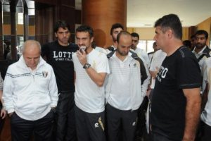 &Ccedil;aykur Rizespor teknik direkr&ouml;r&uuml;n&uuml; arıyor