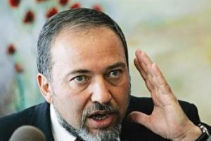 İsrail Dışişleri Bakanı Liberman'dan tehdit gibi a&ccedil;ıklama