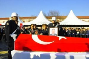 Astronomi mezunu Şehit polise veda