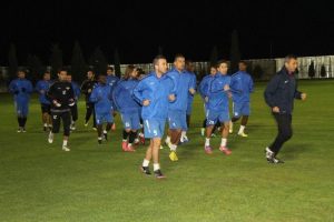 Akhisar Belediyespor, Mersin İY  ma&ccedil;ı hazırlıklarına başladı