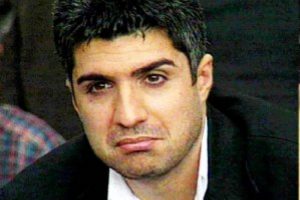 &Ouml;zcan Deniz Twitter'dan isyan etti