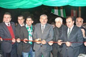 8.Temsilcilik alkışlar eşliğinde hizmete girdi