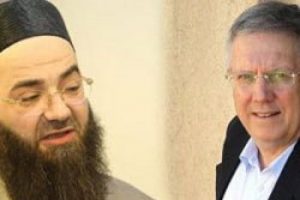 Aziz Yıldırım'dan C&uuml;bbeli Ahmet Hoca'ya davet
