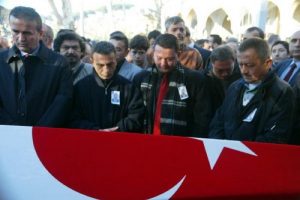 Mehmet Gen&ccedil; son yolculuğuna uğurlandı