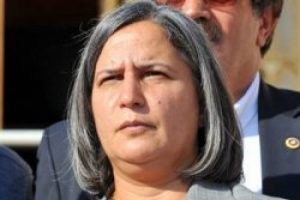 B&uuml;lent Arın&ccedil;'ın bahsettiği o BDP'li G&uuml;ltan Kışanak &ccedil;ıktı