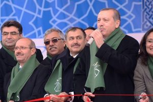 Şehir hastanelerine b&uuml;rokrasi engeli