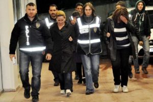 Şanlıurfa'da fuhuş operasyonu: 3 g&ouml;zaltı