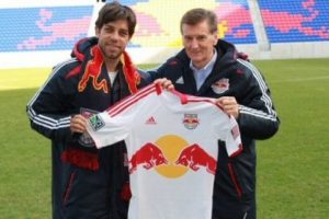 Juninho 37 yaşında transferi patlattı!