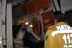 Suriye'den 13 yaralı Reyhanlı'ya getirildi