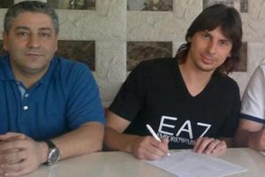 Şanlıurfaspor'da G&ouml;khan G&uuml;le&ccedil; de gitti!