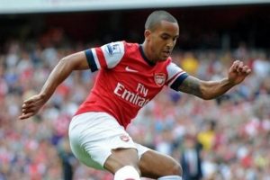 Walcott dışında herkes imzalıyor